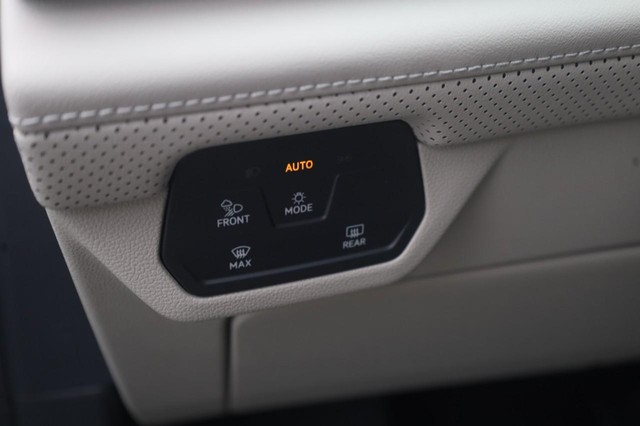 Volkswagen Atlas Vehicle Image 12