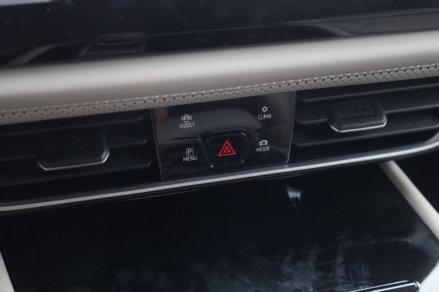 Volkswagen Atlas Vehicle Image 16