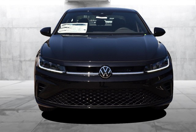 Volkswagen Jetta Vehicle Image 04