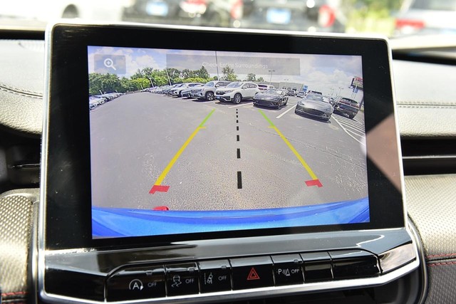 Jeep Compass Vehicle Image 13