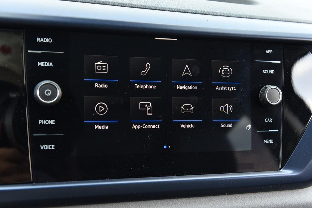 Volkswagen Taos Vehicle Full-screen Gallery Image 13