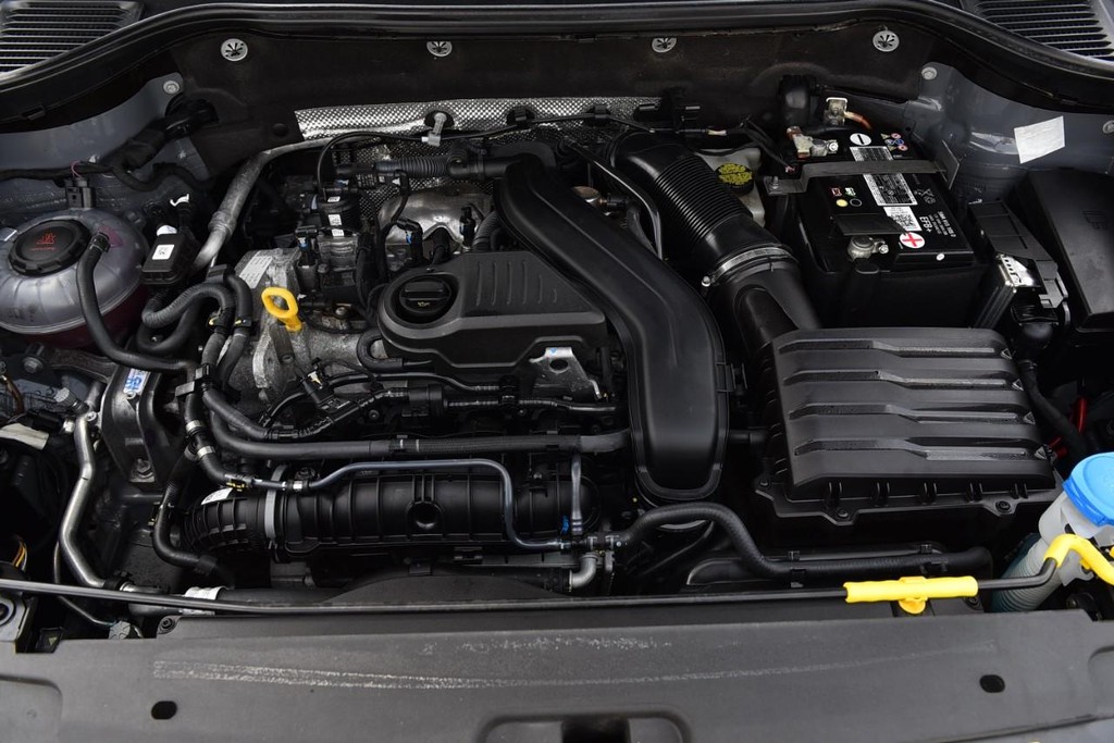 Volkswagen Taos Vehicle Full-screen Gallery Image 26