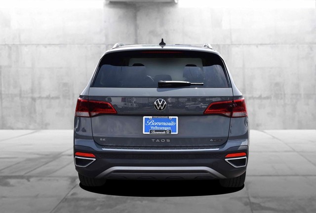 Volkswagen Taos Vehicle Image 06