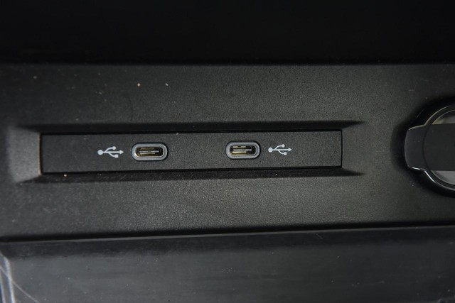 Volkswagen Taos Vehicle Image 15