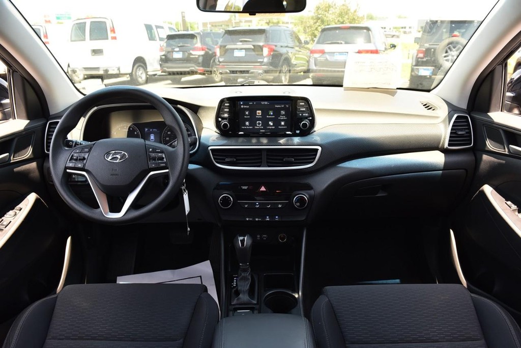 Hyundai Tucson Vehicle Full-screen Gallery Image 7