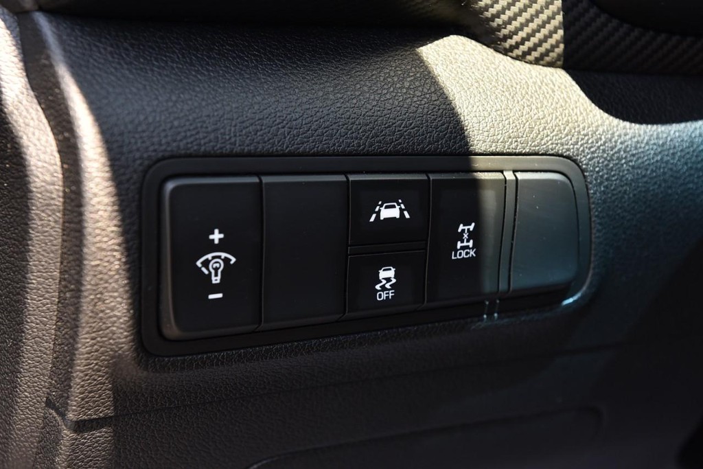 Hyundai Tucson Vehicle Full-screen Gallery Image 9