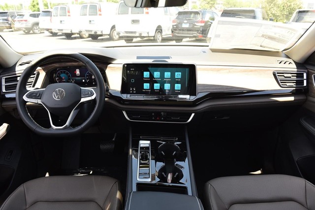 Volkswagen Atlas Vehicle Image 07