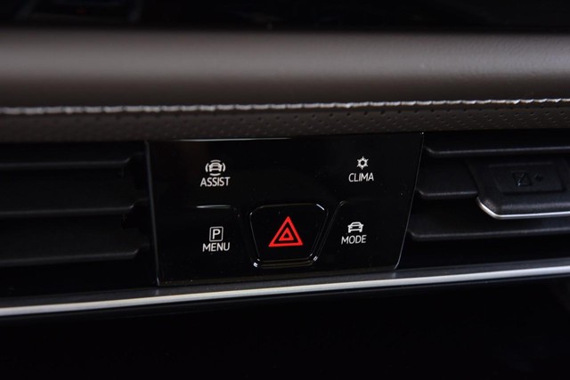 Volkswagen Atlas Vehicle Image 15