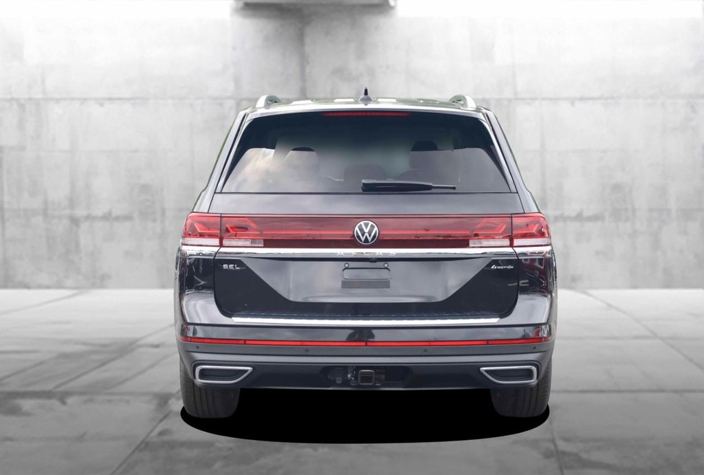 Volkswagen Atlas Vehicle Full-screen Gallery Image 6