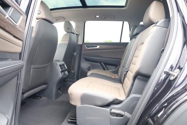 Volkswagen Atlas Vehicle Image 21