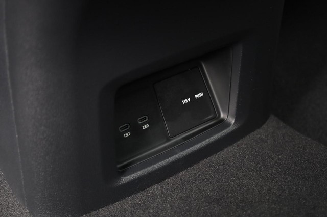 Volkswagen Atlas Vehicle Image 23