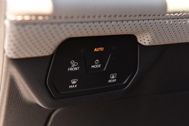 Volkswagen Atlas Vehicle Image 11