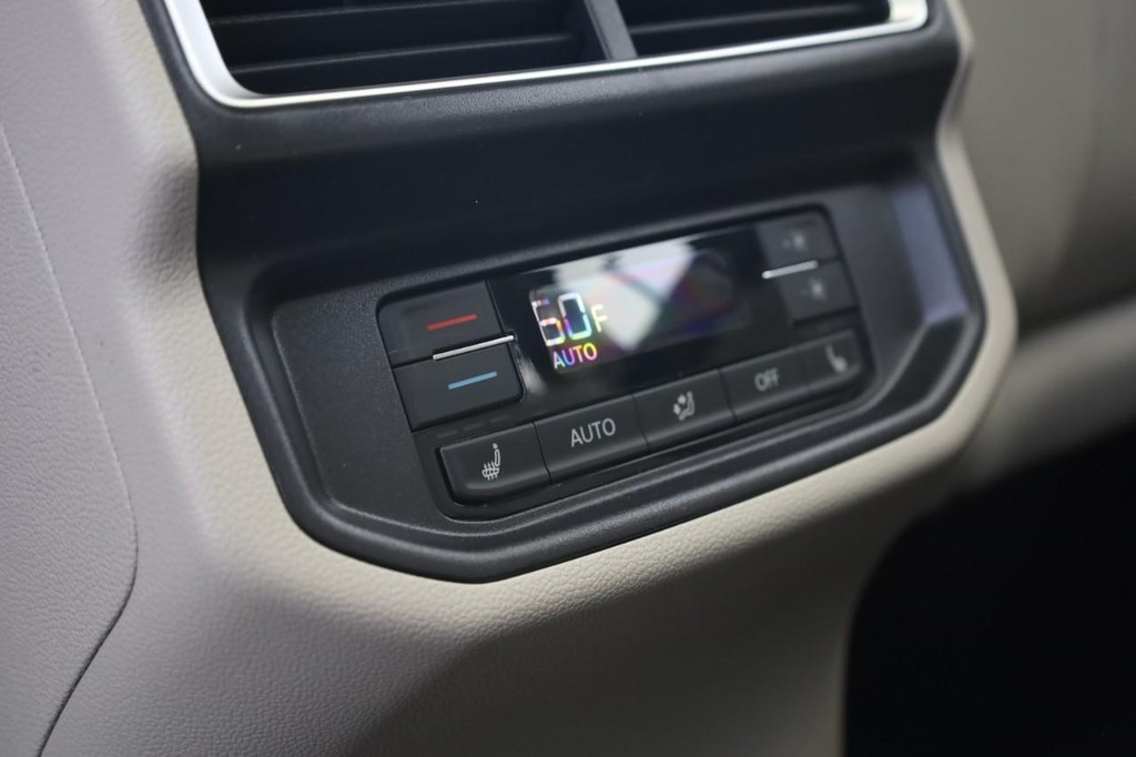 Volkswagen Atlas Vehicle Full-screen Gallery Image 23