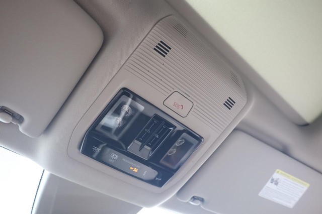 Volkswagen Atlas Vehicle Image 18