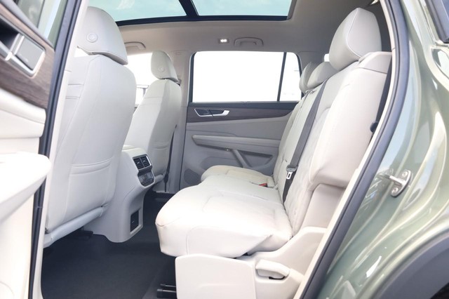 Volkswagen Atlas Vehicle Image 22