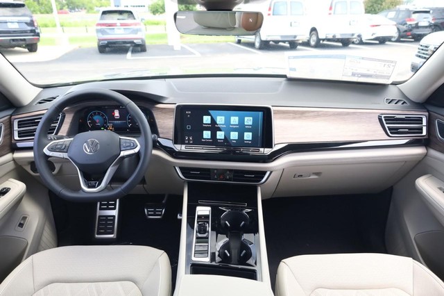 Volkswagen Atlas Vehicle Image 25