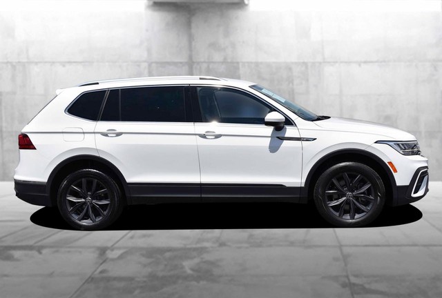 Volkswagen Tiguan Vehicle Image 05