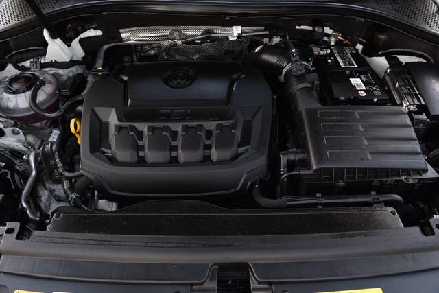 Volkswagen Tiguan Vehicle Image 27