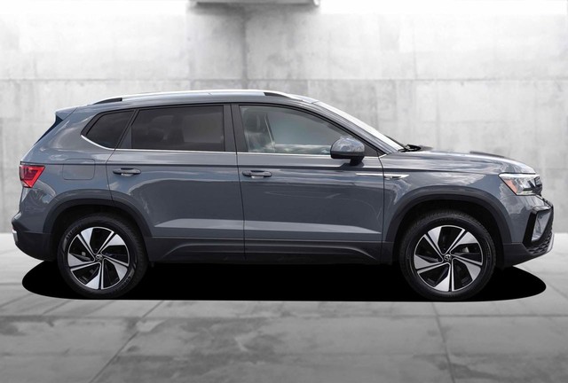 Volkswagen Taos Vehicle Image 05