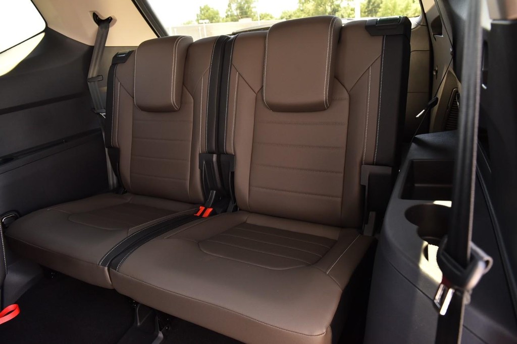 Volkswagen Atlas Vehicle Full-screen Gallery Image 25