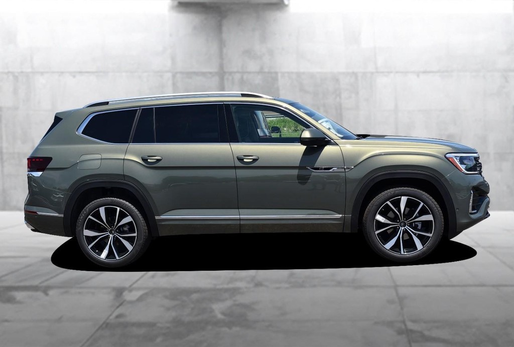 Volkswagen Atlas Vehicle Full-screen Gallery Image 5