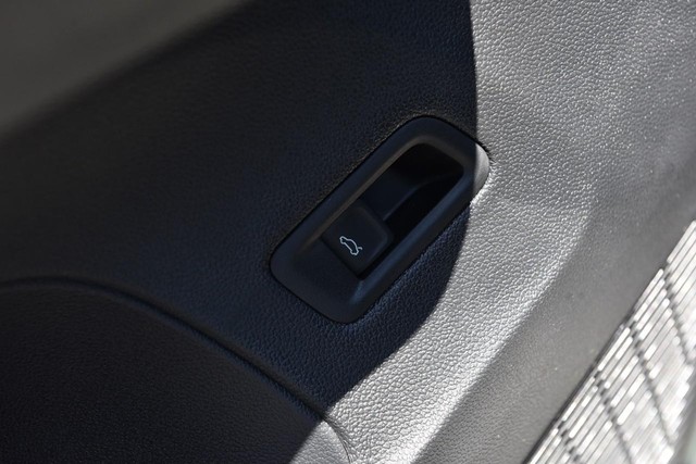 Volkswagen Atlas Vehicle Image 09