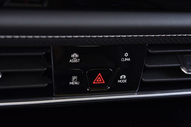 Volkswagen Atlas Vehicle Image 15