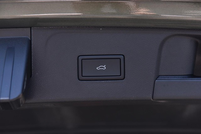 Volkswagen Atlas Vehicle Image 27
