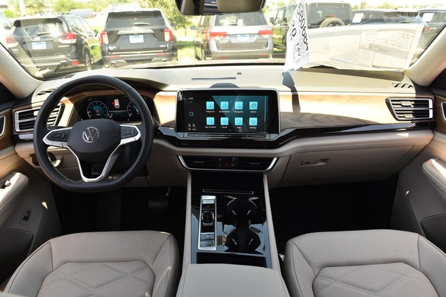Volkswagen Atlas Vehicle Image 07