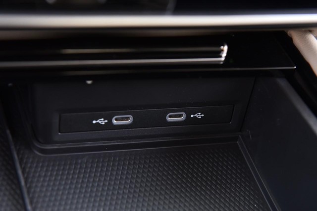 Volkswagen Atlas Vehicle Image 16