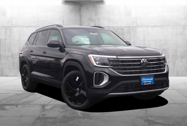 Volkswagen Atlas Vehicle Image 02