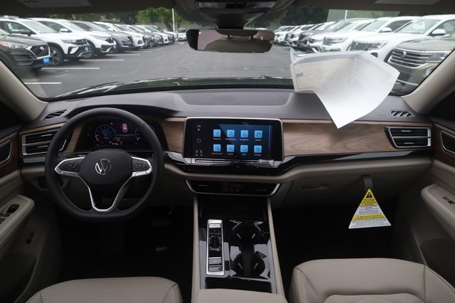Volkswagen Atlas Vehicle Image 07