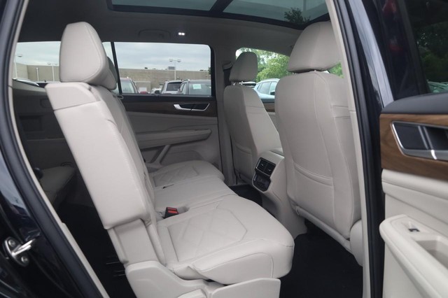 Volkswagen Atlas Vehicle Image 21