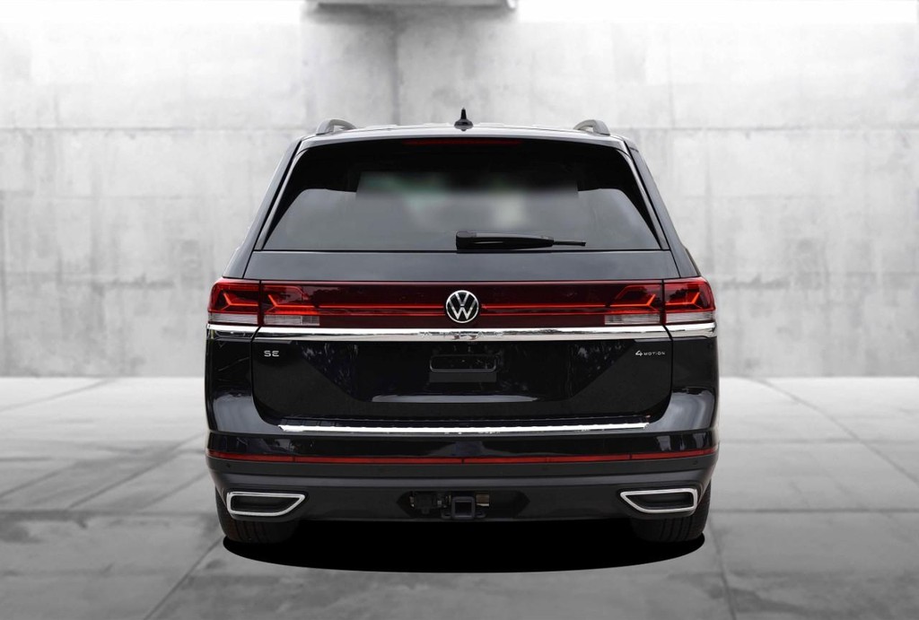 Volkswagen Atlas Vehicle Full-screen Gallery Image 6