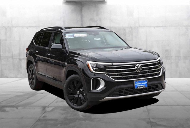 Volkswagen Atlas Vehicle Image 02