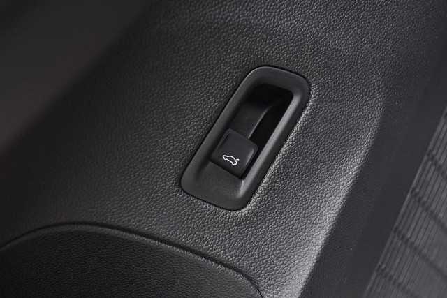 Volkswagen Atlas Vehicle Image 09