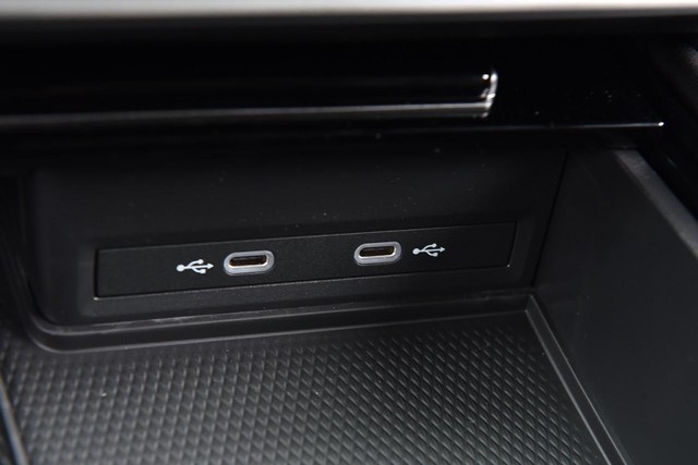 Volkswagen Atlas Vehicle Image 16