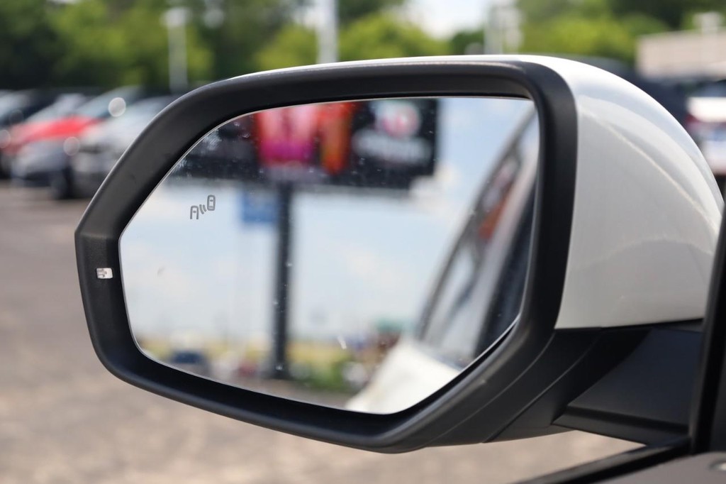 Volkswagen Atlas Vehicle Full-screen Gallery Image 20