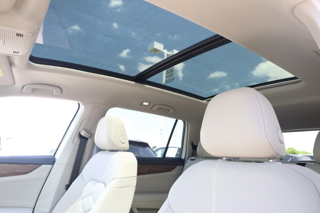 Volkswagen Atlas Vehicle Full-screen Gallery Image 21