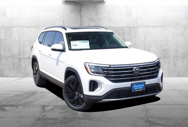 Volkswagen Atlas Vehicle Image 02