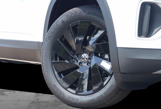 Volkswagen Atlas Vehicle Image 03
