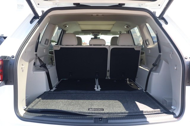 Volkswagen Atlas Vehicle Image 09