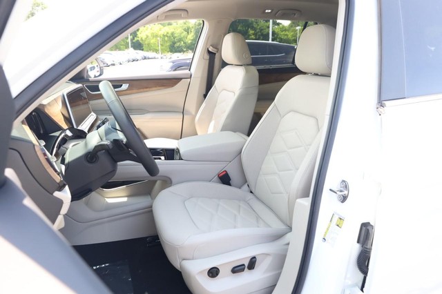 Volkswagen Atlas Vehicle Image 10