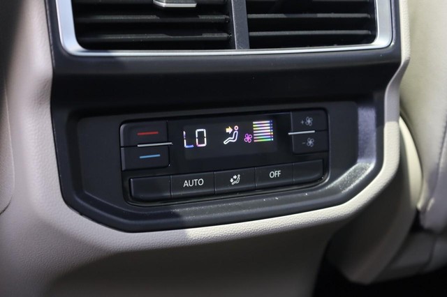 Volkswagen Atlas Vehicle Image 23
