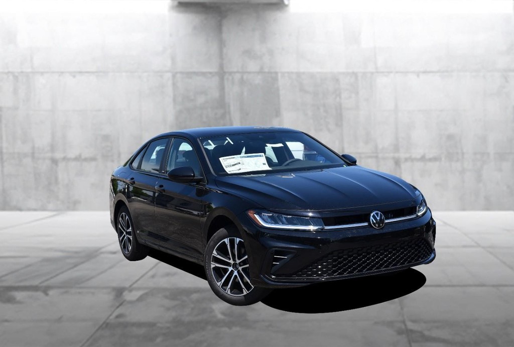 Volkswagen Jetta Vehicle Full-screen Gallery Image 2