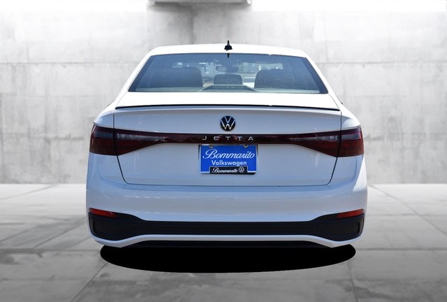 Volkswagen Jetta Vehicle Image 06