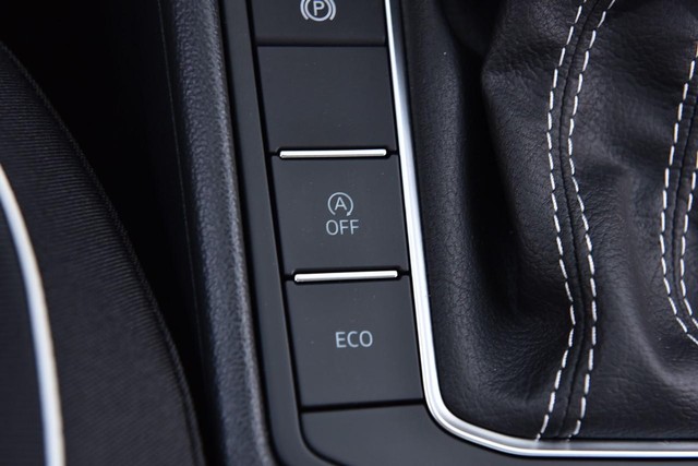 Volkswagen Jetta Vehicle Image 17