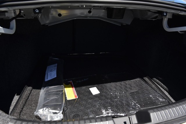 Volkswagen Jetta Vehicle Image 22