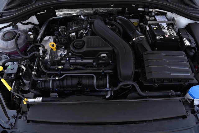 Volkswagen Jetta Vehicle Image 23