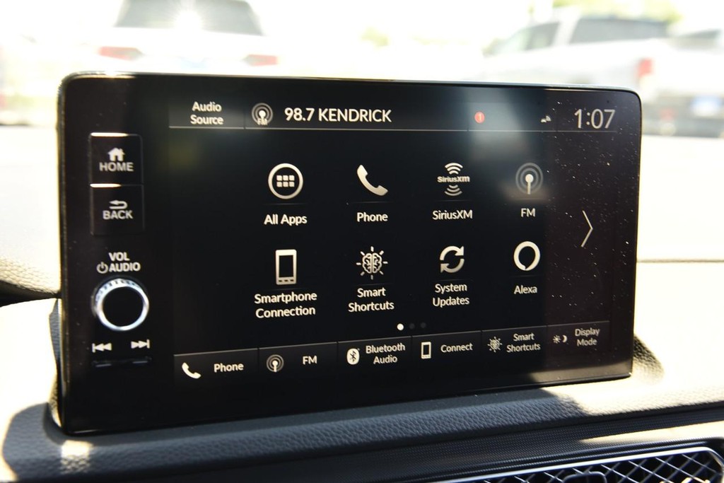 Acura Integra Vehicle Full-screen Gallery Image 15